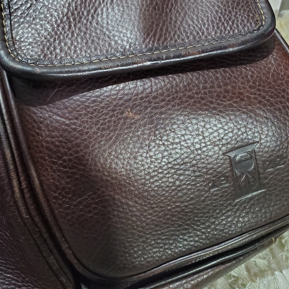 Allen Edmonds Leather Briefcase - Picture 3 of 16